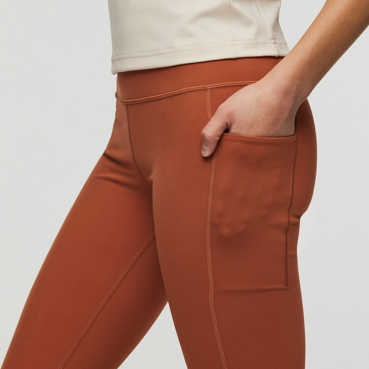 Muevo Tight - Women's - Image 7